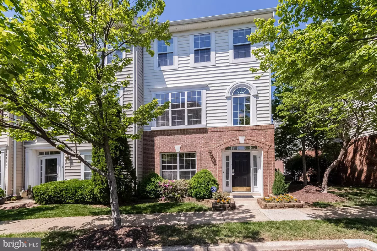 Alexandria, VA 22304,115 CAMERON PARKE PL