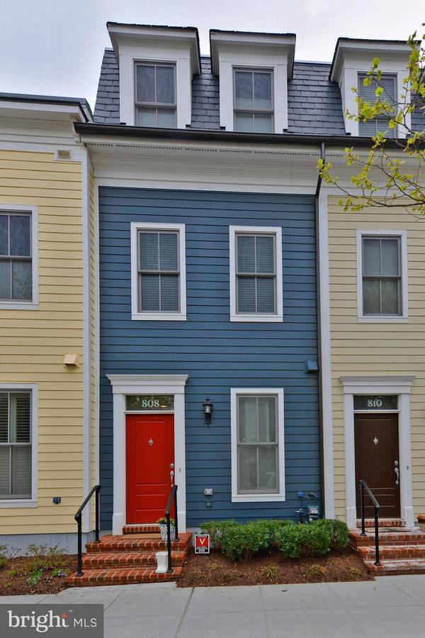 808 MONTGOMERY ST, Alexandria, VA 22314