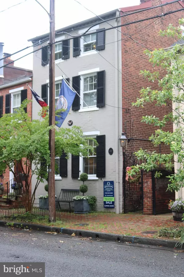 214 WOLFE ST, Alexandria, VA 22314