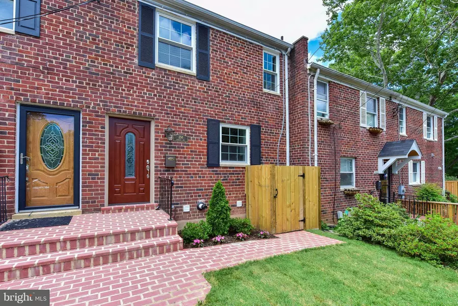 258 BURGESS AVE, Alexandria, VA 22305