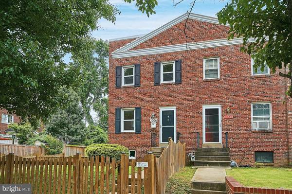 1006 VERNON ST, Alexandria, VA 22314