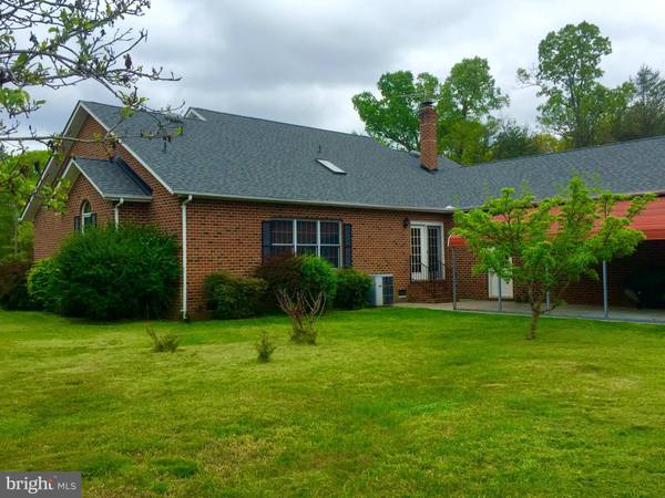 Bumpass, VA 23024,833 BELLE MEADE RD