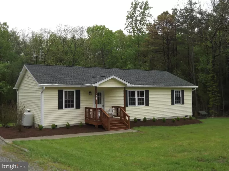 2445 CHOPPING RD, Mineral, VA 23117