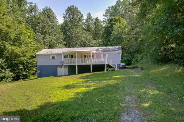 Louisa, VA 23093,1584 KENTS MILL RD