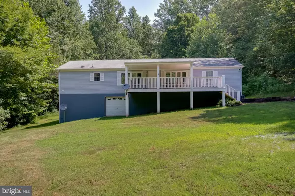 1584 KENTS MILL RD, Louisa, VA 23093