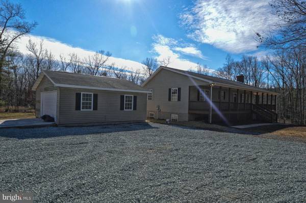 63 DESPER RD, Louisa, VA 23093