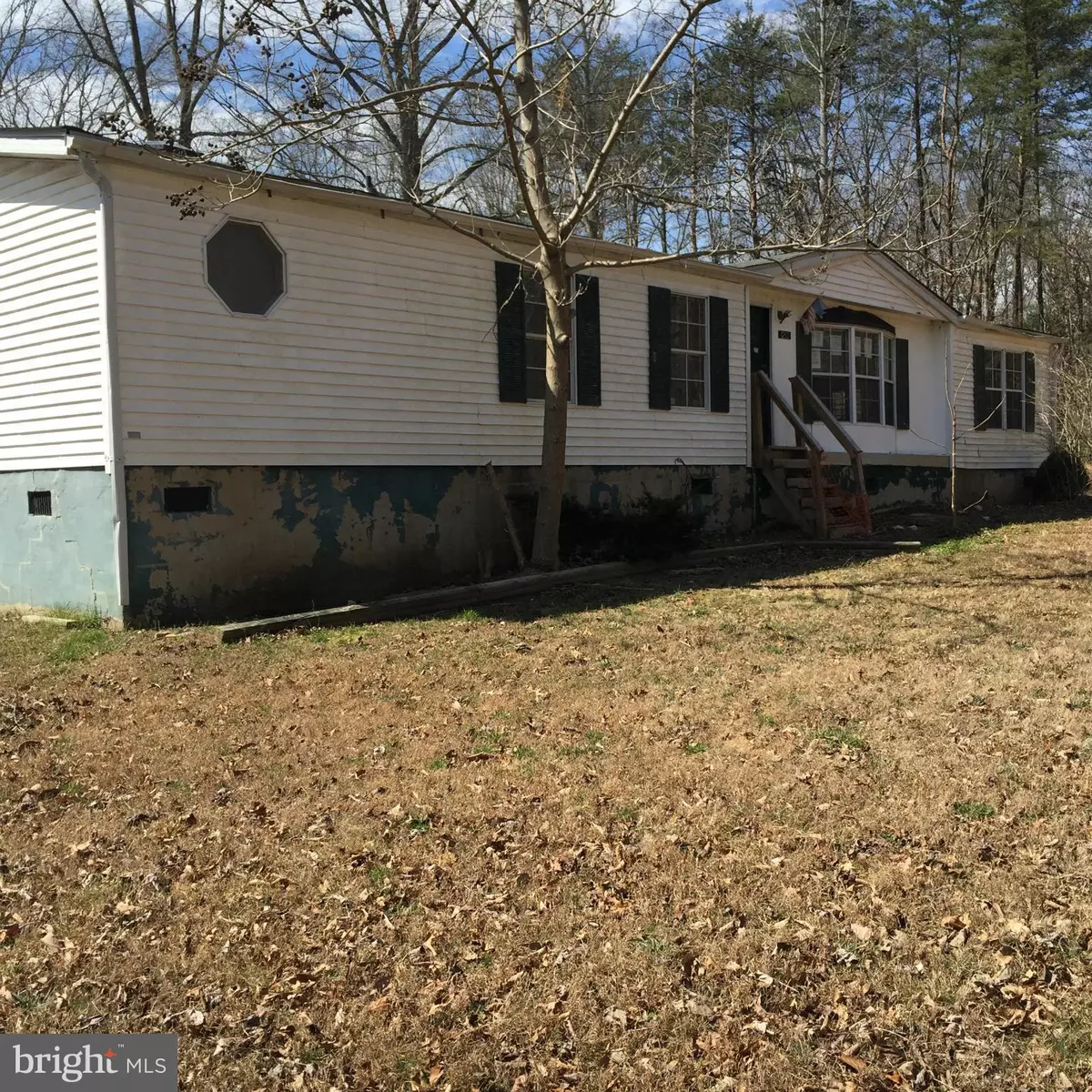 Louisa, VA 23093,120 FOXBROOK LN