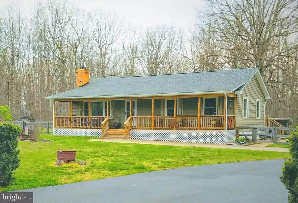 Louisa, VA 23093,402 AMICK RD