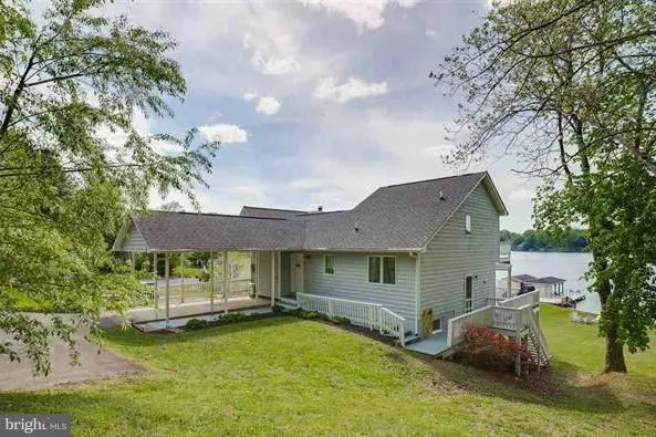 Louisa, VA 23093,171 LAKEVIEW CIR