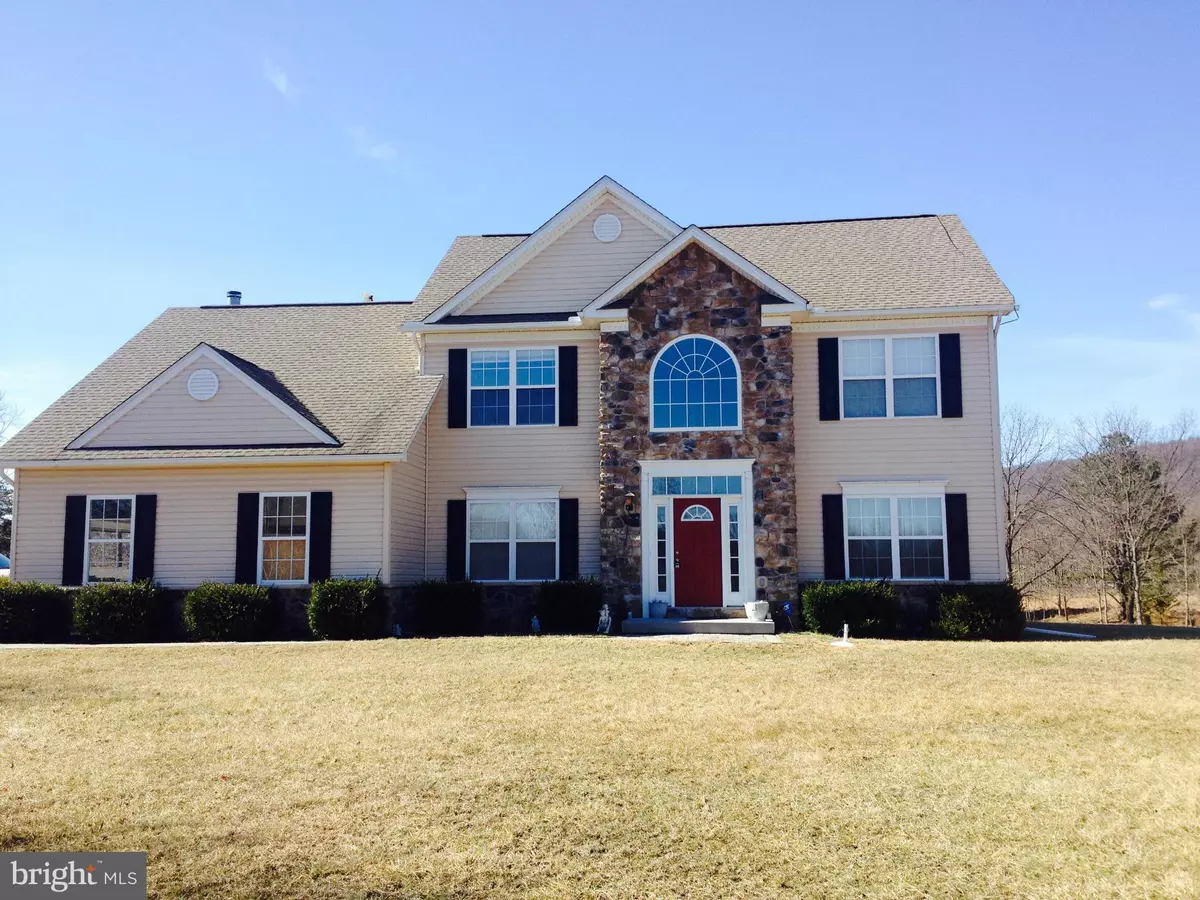 Hedgesville, WV 25427,631 TIGERS EYE DR