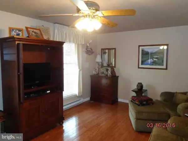 Falling Waters, WV 25419,56 REGAL DR