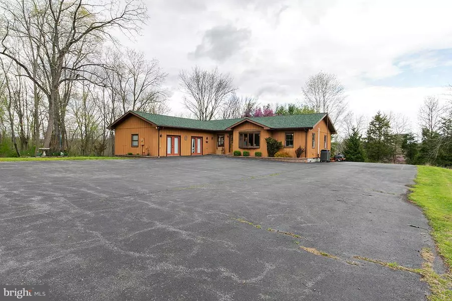 700 DARBYS COURT, Falling Waters, WV 25419