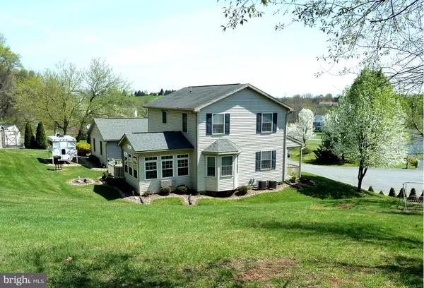 84 CLEANVIEW DR, Martinsburg, WV 25403