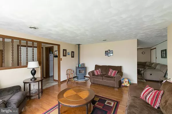 Inwood, WV 25428,79 PUTNAM DR