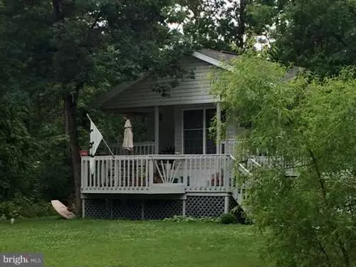 1110 ASPEN DR, Bunker Hill, WV 25413