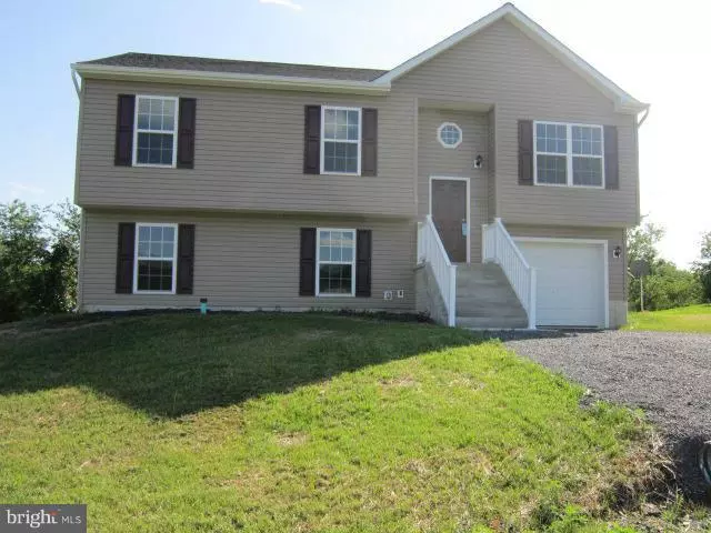 80 MCKINLEY CT, Inwood, WV 25428