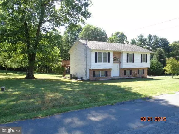 Falling Waters, WV 25419,11 SPIRIT LN