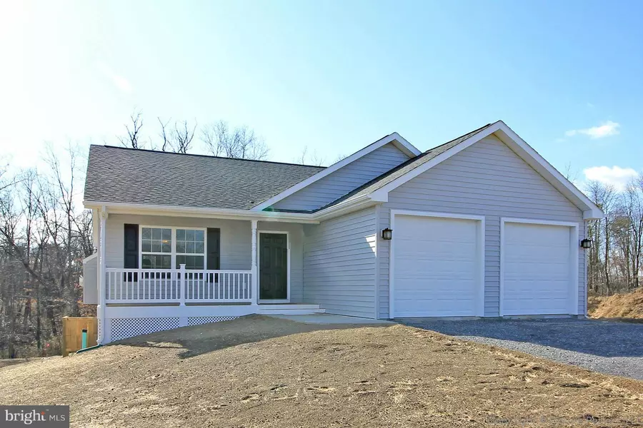 32 EMOTIONAL TOUCH WAY, Inwood, WV 25428