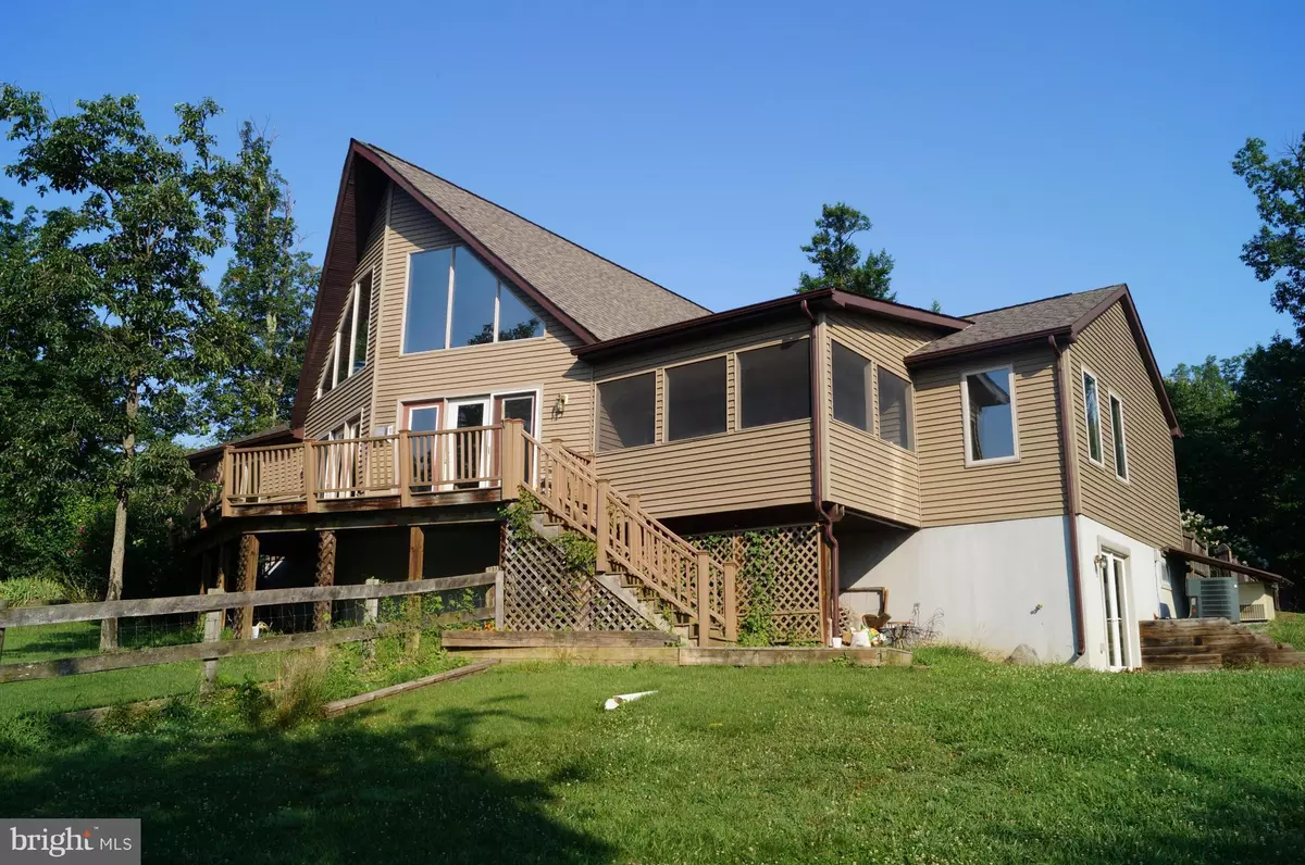 Hedgesville, WV 25427,418 TURQUOISE DR