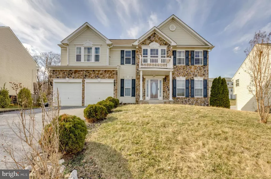 53 AMELIA DR, Hedgesville, WV 25427