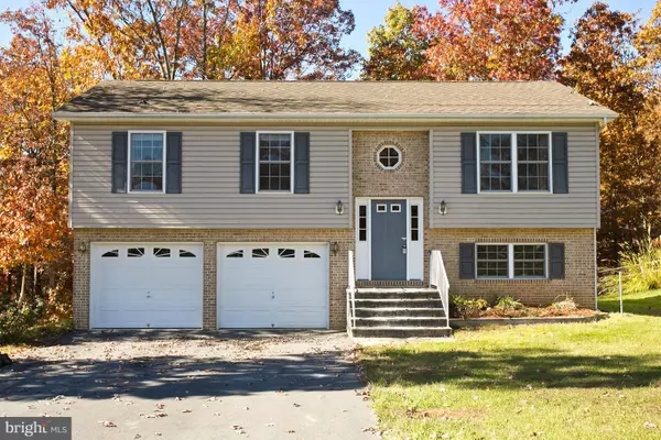 151 LEVITICUS DR, Bunker Hill, WV 25413