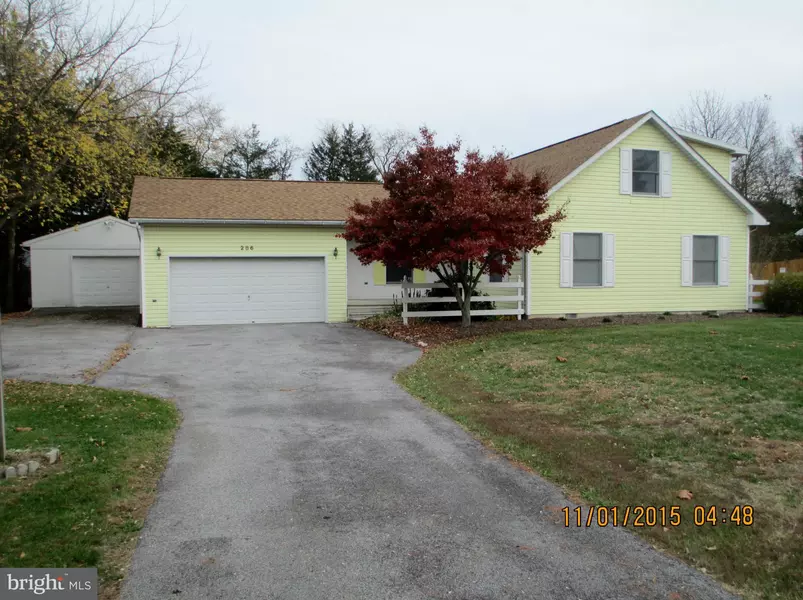 286 PICKETT AVE, Inwood, WV 25428