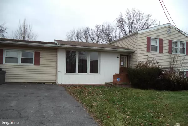 84 TALBOTT AVE, Martinsburg, WV 25405