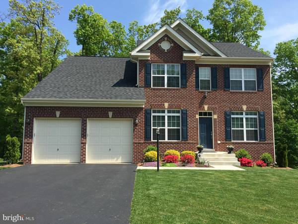 105 LACKAWANNA LN, Falling Waters, WV 25419