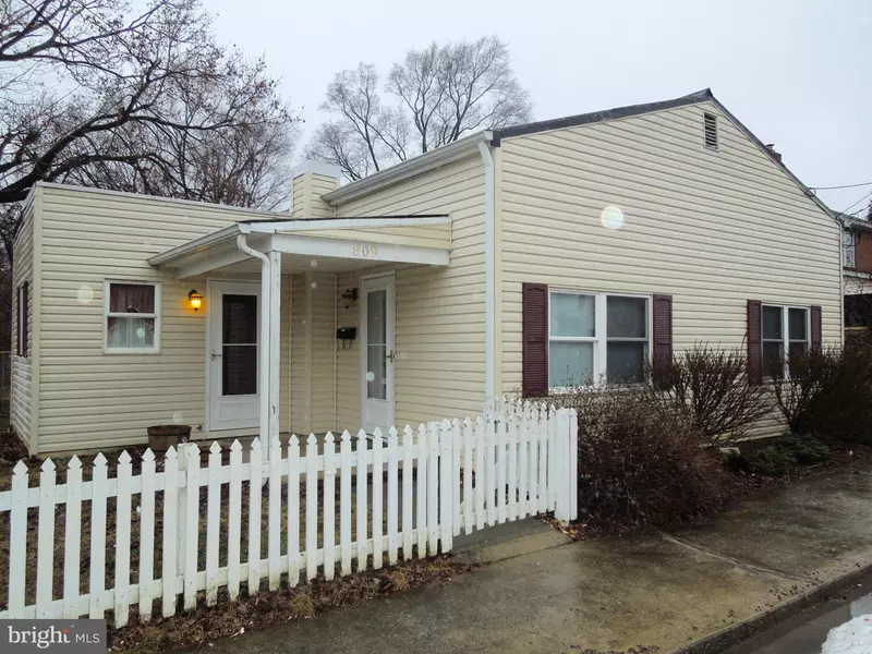 809 BUXTON ST, Martinsburg, WV 25401