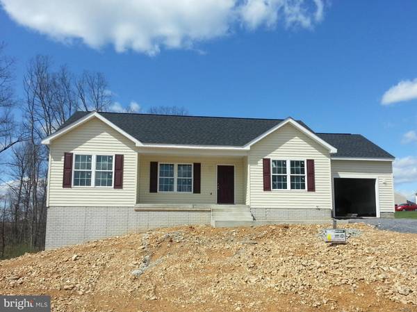 TYLER WAY, Martinsburg, WV 25404