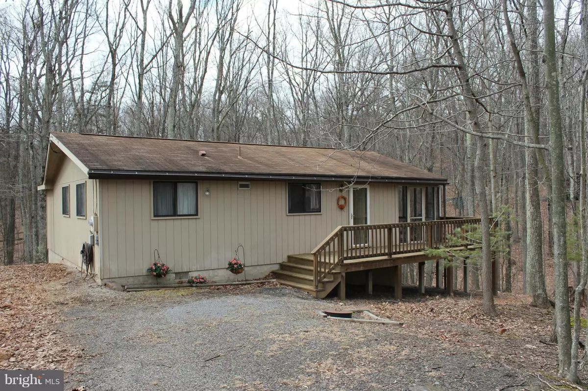 Hedgesville, WV 25427,119 CANADA GOOSE LN