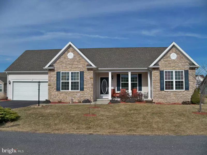 38 PREAKNESS PL, Martinsburg, WV 25404