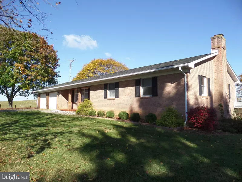 4693 HAMMONDS MILL RD, Hedgesville, WV 25427