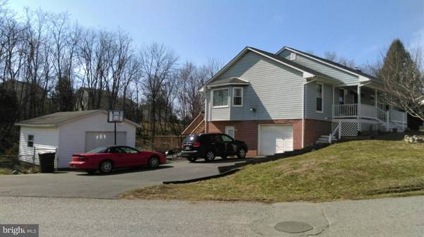 84 IDEN LN, Martinsburg, WV 25404