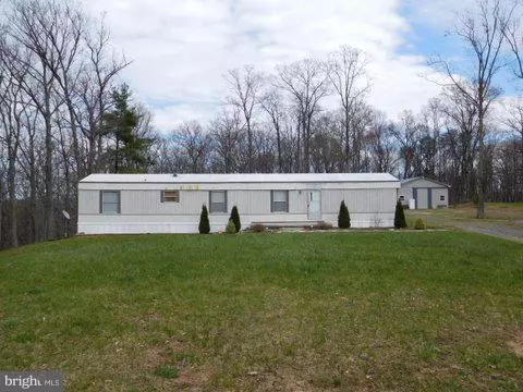 1716 TUB RUN HOLLOW, Hedgesville, WV 25427