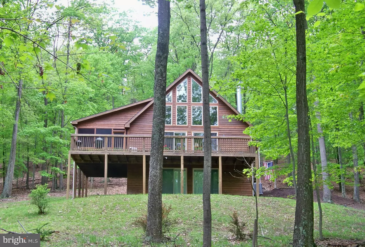 Hedgesville, WV 25427,1359 LODGE RD