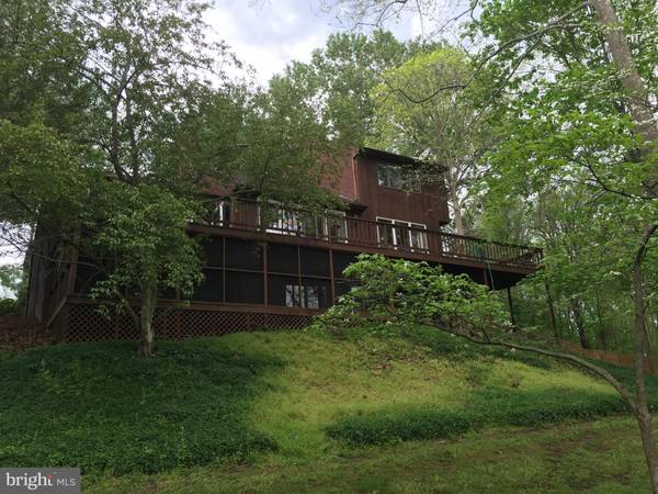 511 COLSTON DRIVE, Falling Waters, WV 25419