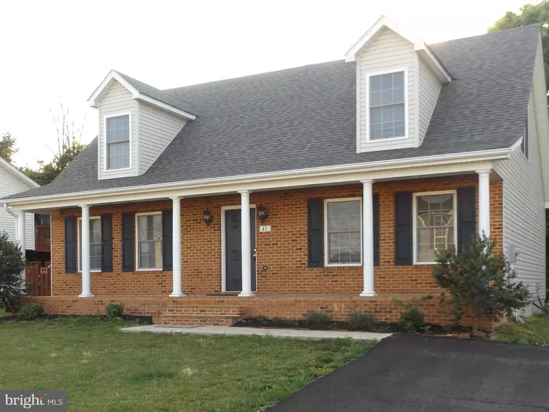 41 GIBSON RD, Inwood, WV 25428