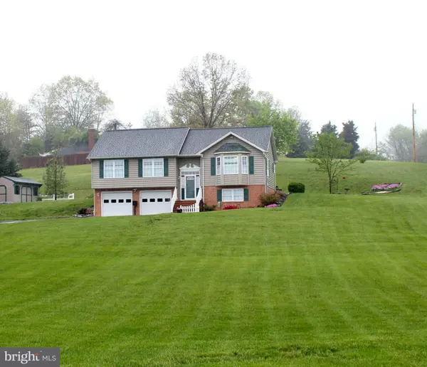 7379 WILLIAMSPORT PIKE, Falling Waters, WV 25419