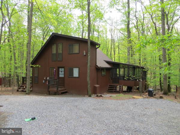 297 CAYUGA TRAIL, Hedgesville, WV 25427