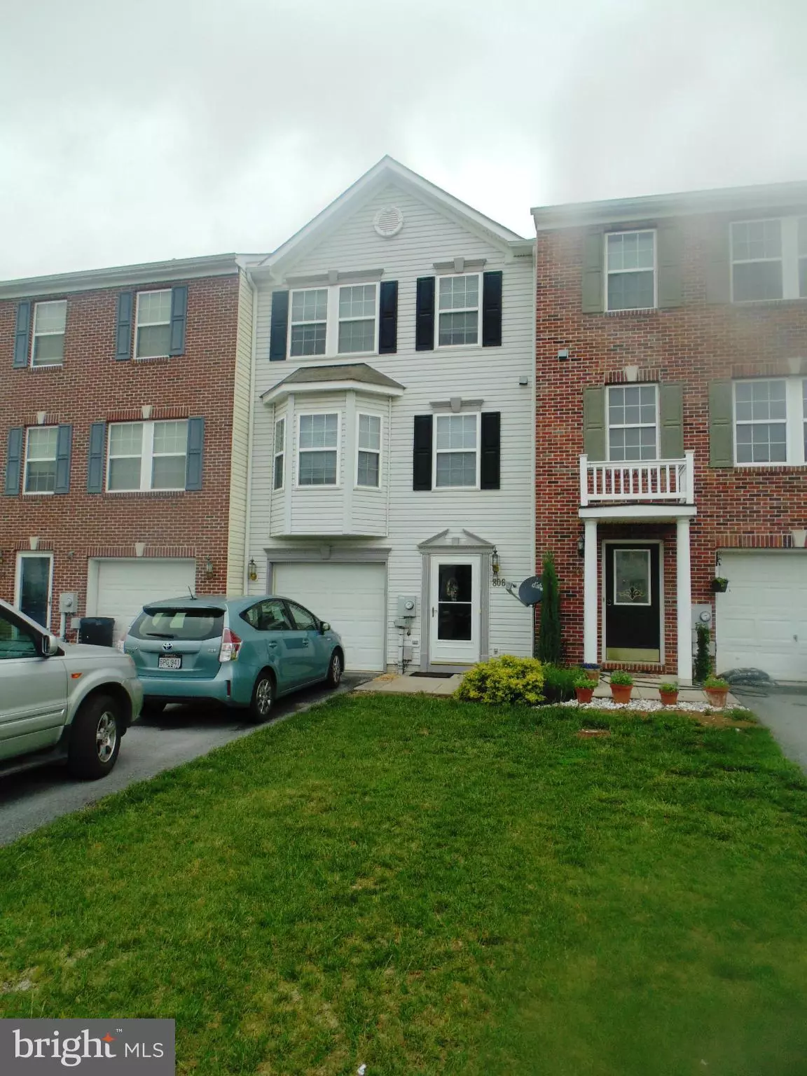 Martinsburg, WV 25401,806 DESOTA WAY