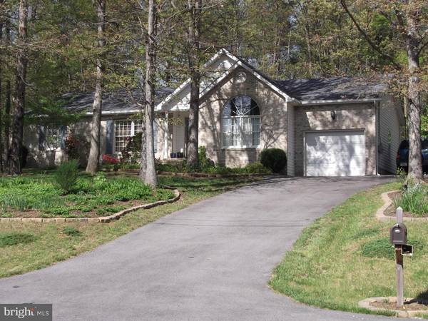 43 FLORAL RIDGE CIR, Inwood, WV 25428