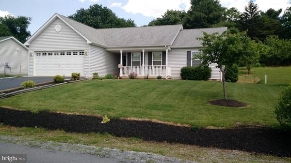 210 SEASCAPE CT, Martinsburg, WV 25403