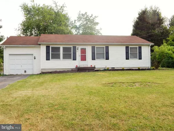 22 CARTER LN, Inwood, WV 25428