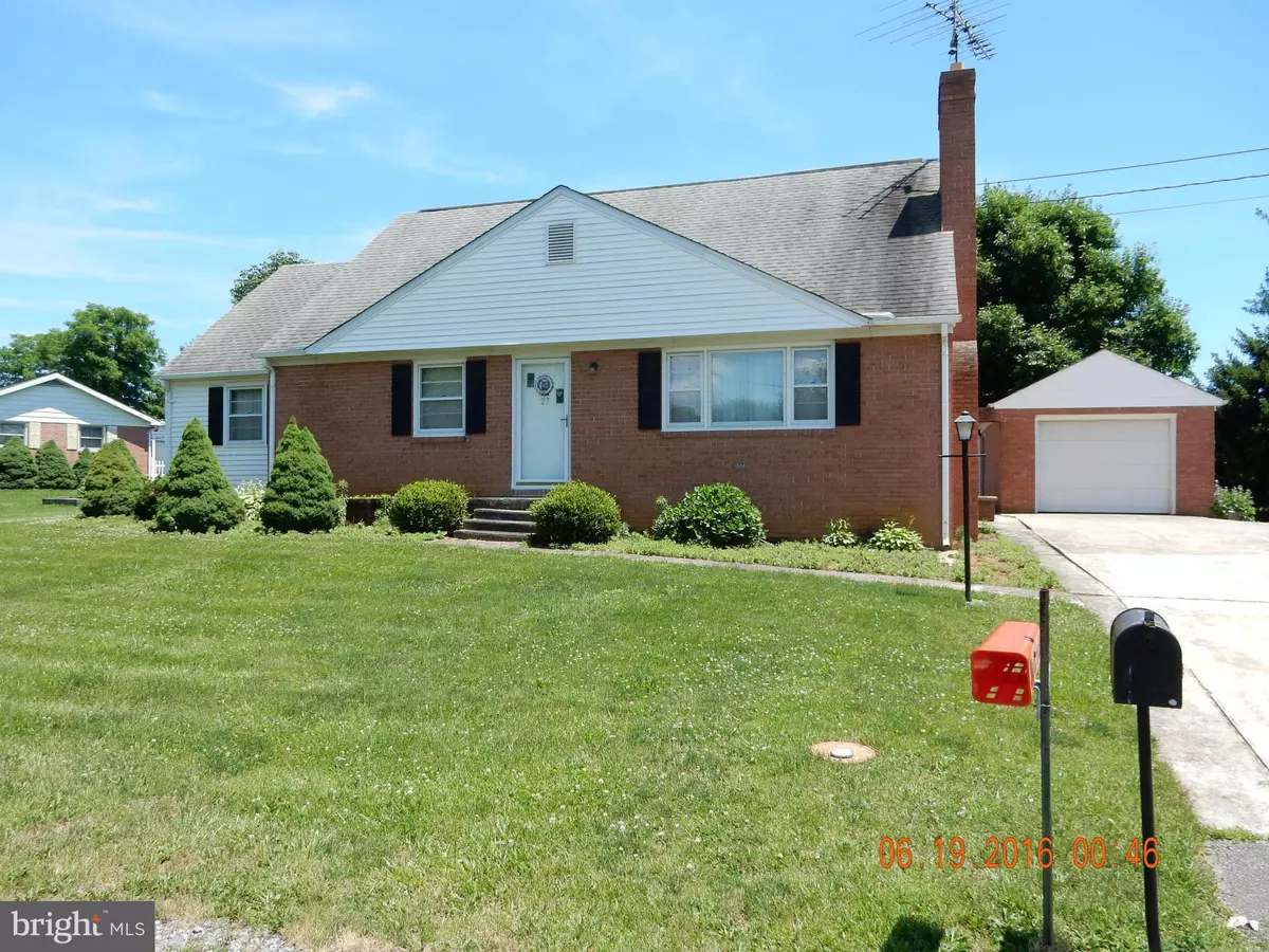 Martinsburg, WV 25405,27 SUNSET DR