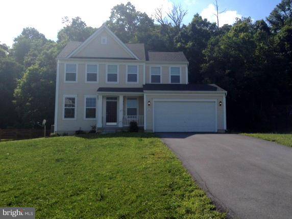 165 CRUSHED APPLE DR, Martinsburg, WV 25403