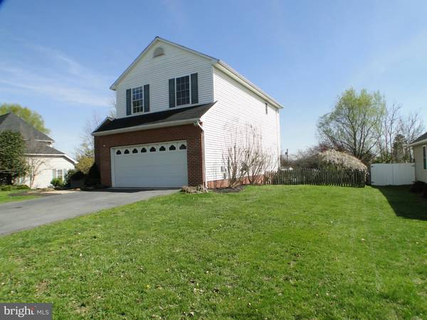 Martinsburg, WV 25401,113 GEMSTONE DR