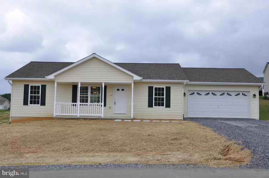 181 DUCKWOODS, Martinsburg, WV 25403