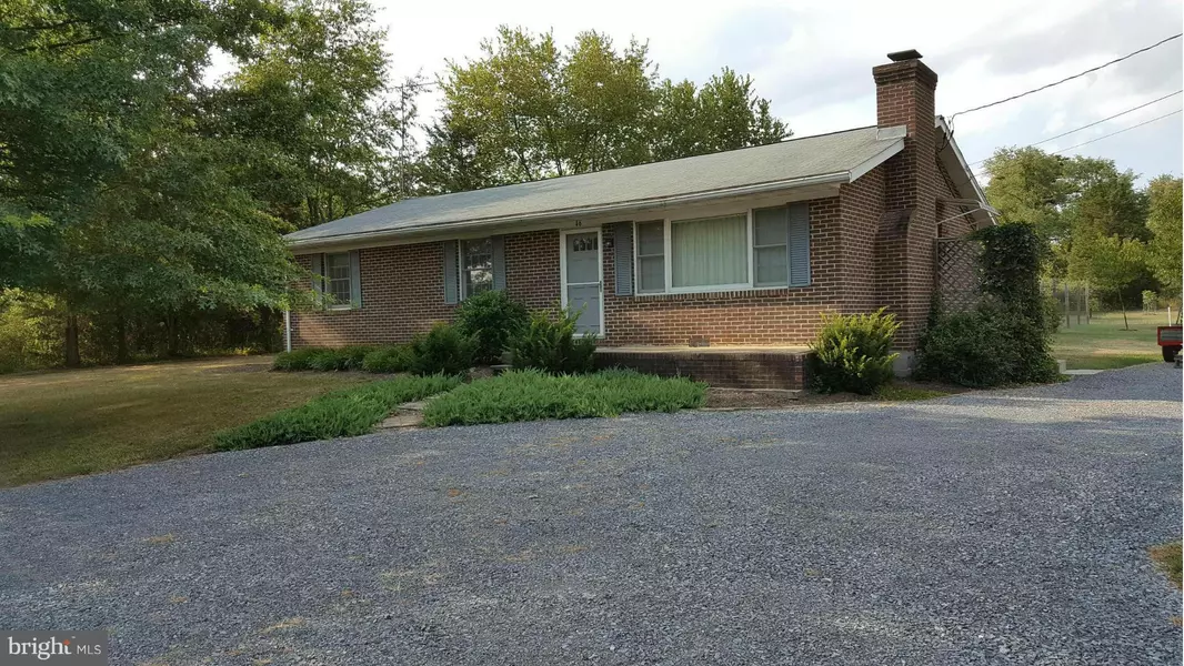 48 TOPAZ, Inwood, WV 25428