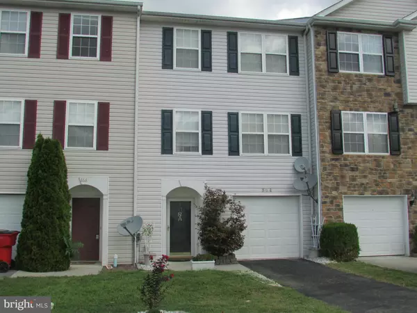 Martinsburg, WV 25405,864 AZTEC DRIVE